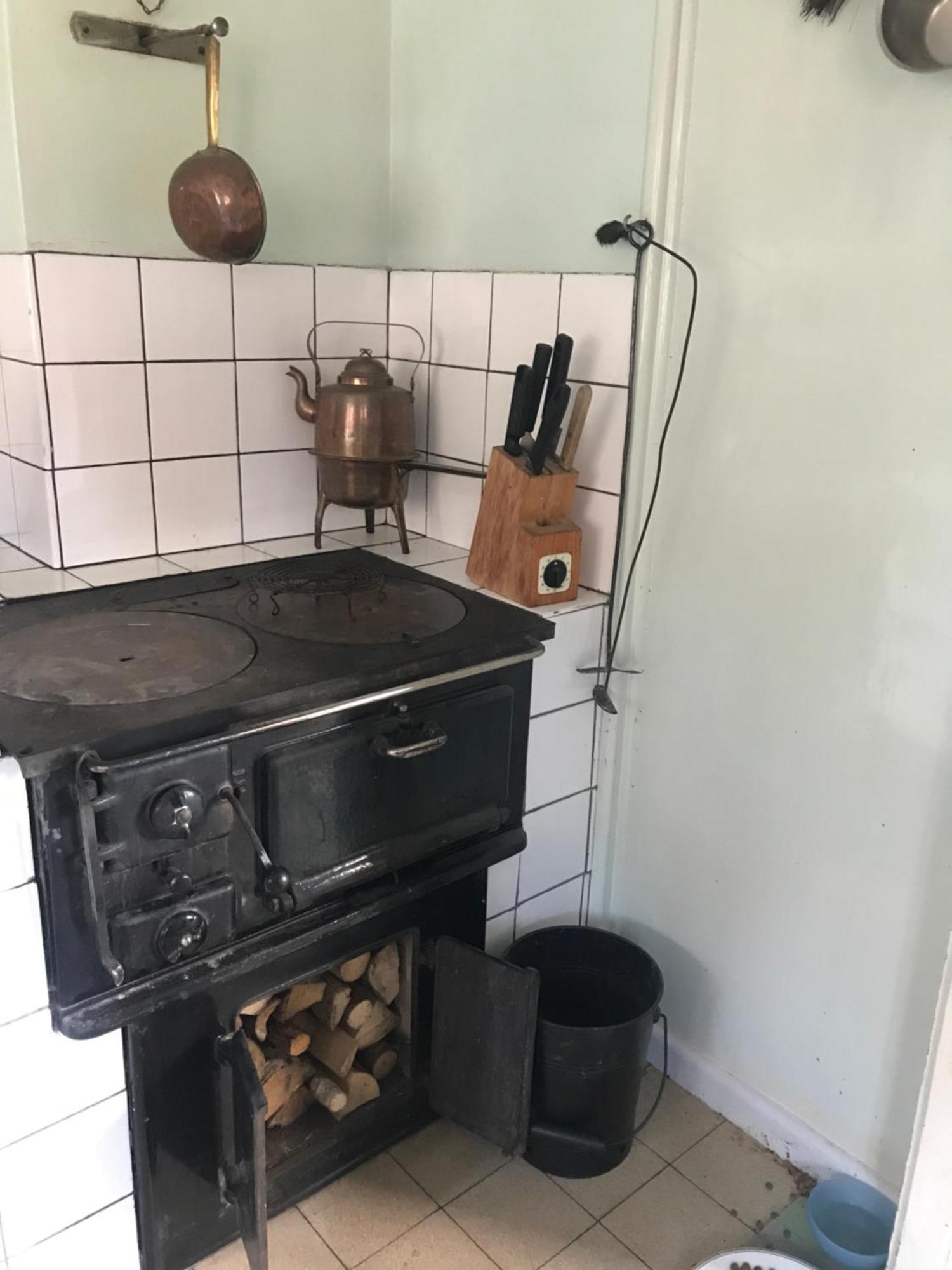 Charmigt Aeldre Hus, Laddbox 22 Kw, 5 Bil-Minuter Till Bad Strömstad Εξωτερικό φωτογραφία